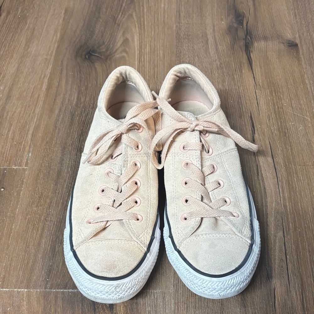 Converse Light Peach Shoes Size 9